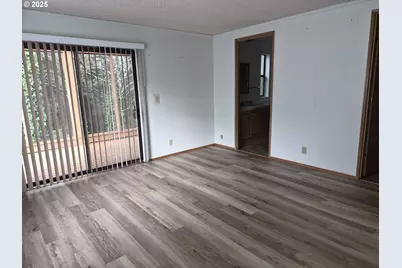 211 NE 70th St, Newport, OR 97365 - Photo 8