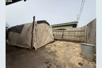 1202 Iris St, Brookings, OR 97415 - Photo 36