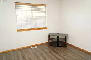 507 Littlewood Ln, Eugene, OR 97404 - Photo 10