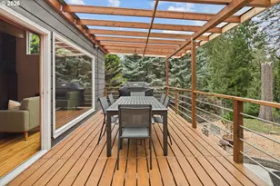 19022 Old River Dr, West Linn, OR 97068 - Photo 22