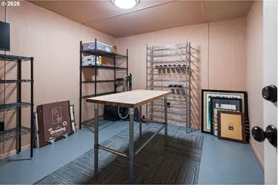 19022 Old River Dr, West Linn, OR 97068 - Photo 20