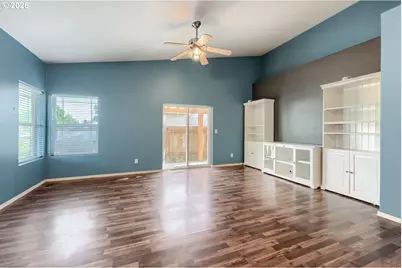 710 Mary Dr, Molalla, OR 97038 - Photo 6