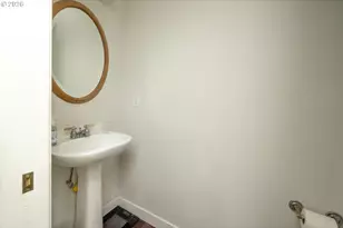 4235 SE Anderegg Loop, Portland, OR 97236 - Photo 10