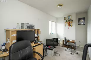4235 SE Anderegg Loop, Portland, OR 97236 - Photo 18