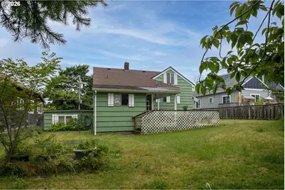 811 12th Ave, Seaside, OR 97138 - Photo 6