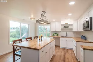 3660 Carnes Rd, Roseburg, OR 97471 - Photo 10