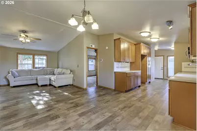 5385 SW 167th Ave, Beaverton, OR 97007 - Photo 8