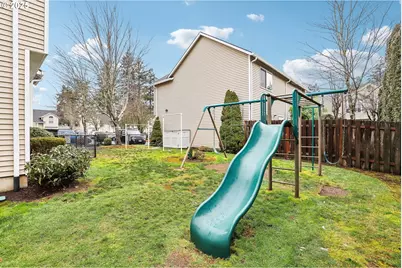 19153 SE Yamhill St, Portland, OR 97233 - Photo 22