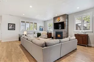 16561 SW Botany Bay Ln, Portland, OR 97224 - Photo 6