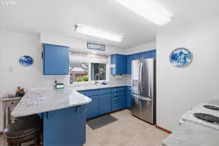 842 29th Ave, Sweet Home, OR 97386 - Photo 12
