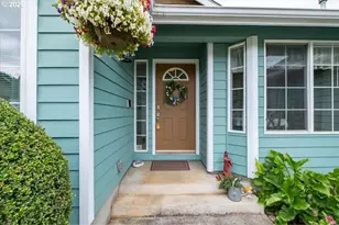 842 29th Ave, Sweet Home, OR 97386 - Photo 2
