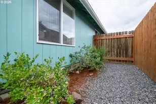 842 29th Ave, Sweet Home, OR 97386 - Photo 42