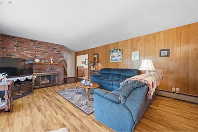 6885 SE Molt St, Milwaukie, OR 97267 - Photo 6