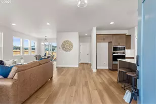 8509 SE Barlow Ln, Hillsboro, OR 97123 - Photo 2