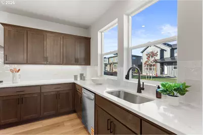 8509 SE Barlow Ln, Hillsboro, OR 97123 - Photo 6