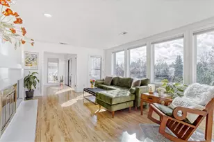 17011 SW Versailles Ln, Portland, OR 97224 - Photo 4