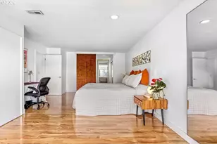 17011 SW Versailles Ln, Portland, OR 97224 - Photo 16