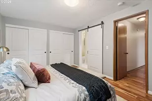868 SW Troy St, Portland, OR 97219 - Photo 18