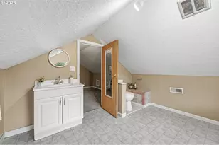 4545 SW Taylors Ferry Rd, Portland, OR 97219 - Photo 26