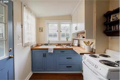 7905 N Seward Ave, Portland, OR 97217 - Photo 14