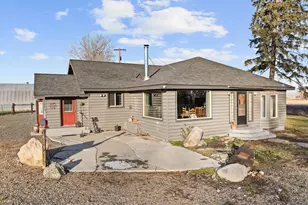 46278 Pocahontas Rd, Haines, OR 97833 - Photo 2