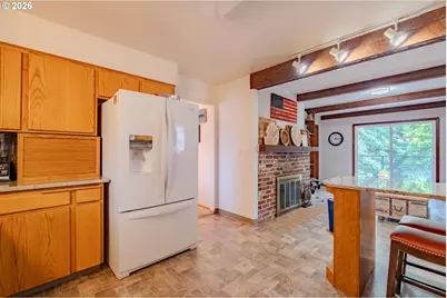 6210 NW Bernie Dr, Vancouver, WA 98663 - Photo 8