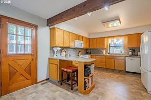 6210 NW Bernie Dr, Vancouver, WA 98663 - Photo 10