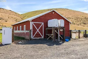 65358 Hwy 74, Ione, OR 97843 - Photo 32