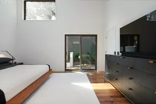 3753 SW Lyle Ct, Portland, OR 97221 - Photo 28
