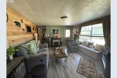 138647 Rhododendron St, Gilchrist, OR 97737 - Photo 2