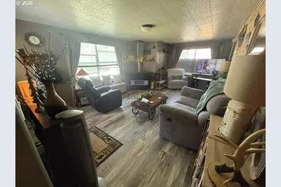 138647 Rhododendron St, Gilchrist, OR 97737 - Photo 4