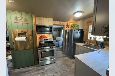 138647 Rhododendron St, Gilchrist, OR 97737 - Photo 10