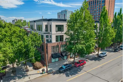 618 NW 12th Ave #303, Portland, OR 97209 - Photo 2