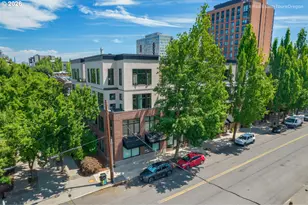 618 NW 12th Ave, Portland, OR 97209 - Photo 2