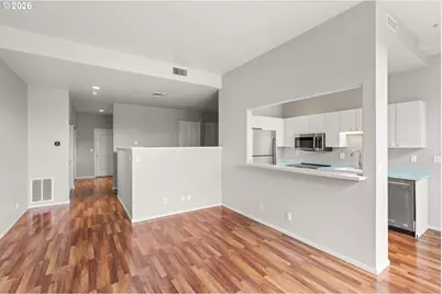618 NW 12th Ave #303, Portland, OR 97209 - Photo 8