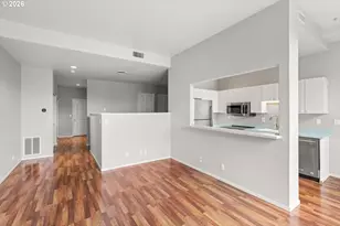 618 NW 12th Ave, Portland, OR 97209 - Photo 8