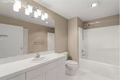 618 NW 12th Ave #303, Portland, OR 97209 - Photo 22