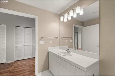 618 NW 12th Ave #303, Portland, OR 97209 - Photo 24