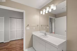 618 NW 12th Ave, Portland, OR 97209 - Photo 24