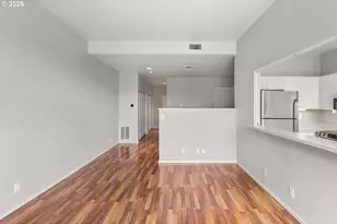 618 NW 12th Ave, Portland, OR 97209 - Photo 10