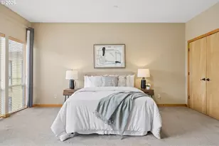 5123 S Corbett Ave, Portland, OR 97239 - Photo 12