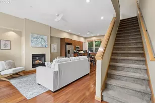 5123 S Corbett Ave, Portland, OR 97239 - Photo 10