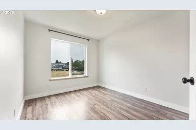 162 Fenton Ave #B, Molalla, OR 97038 - Photo 14
