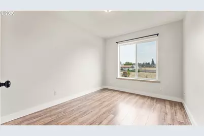 162 Fenton Ave #B, Molalla, OR 97038 - Photo 12
