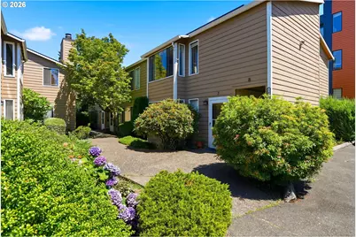 1625 SE Nehalem St #8, Portland, OR 97202 - Photo 1