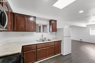 24938 McCutcheon Ave, Veneta, OR 97487 - Photo 32