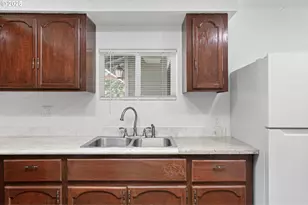 24938 McCutcheon Ave, Veneta, OR 97487 - Photo 22