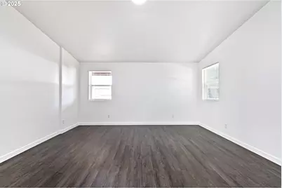 24938 McCutcheon Ave, Veneta, OR 97487 - Photo 12