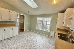 1282 E 3rd St, Lafayette, OR 97127 - Photo 14