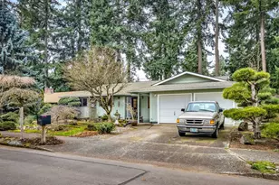 1033 NE 178th Ave, Portland, OR 97230 - Photo 4